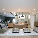 Hotel Papouis 3*