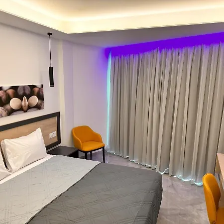 Hotel Papouis 3*