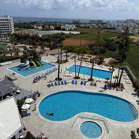 Papouis 3* Protaras