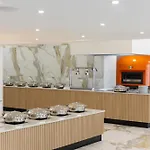 Papouis 3* بروتاراس
