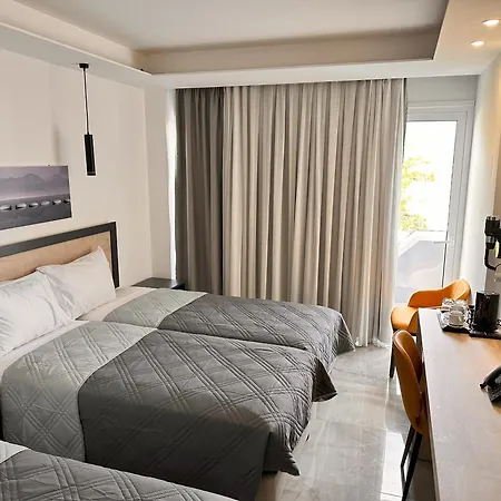 Papouis Hotel