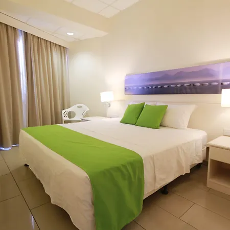 Papouis Hotel 3*