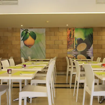 Papouis 3* Protaras