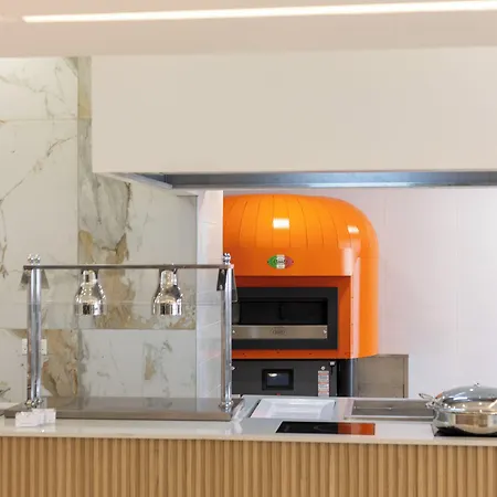 Papouis Hotel 3*