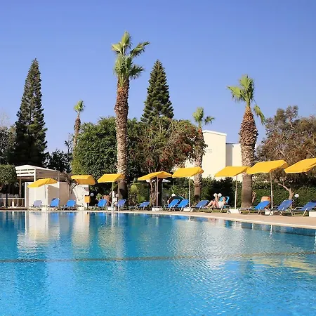Papouis Hotel 3*